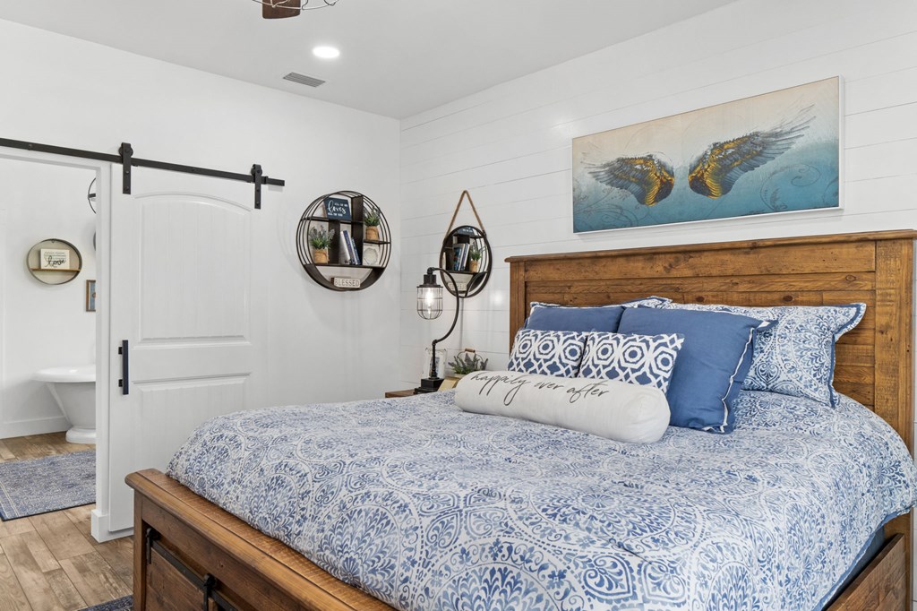 619 Jones Homestead Rd, Port St. Joe 32456