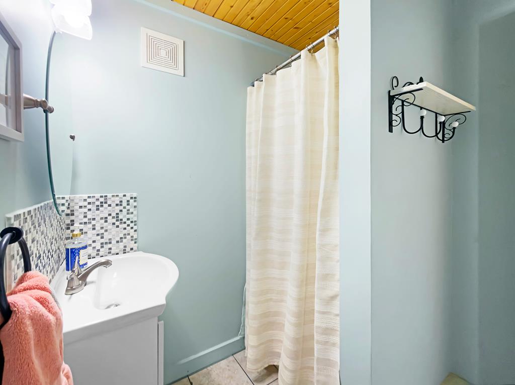 308 Beacon Rd, Port St. Joe 32456