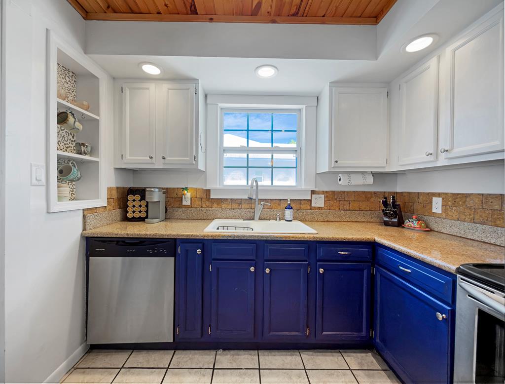 308 Beacon Rd, Port St. Joe 32456