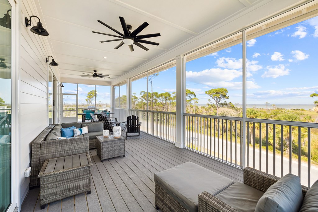 225 Park Point Cir, Port St. Joe 32456