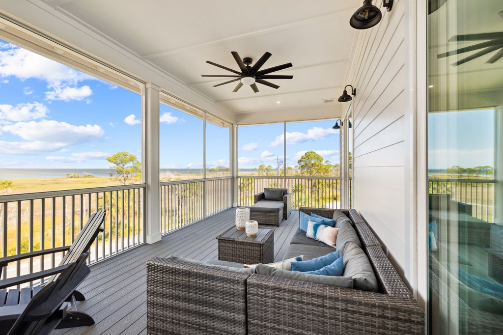 225 Park Point Cir, Port St. Joe 32456