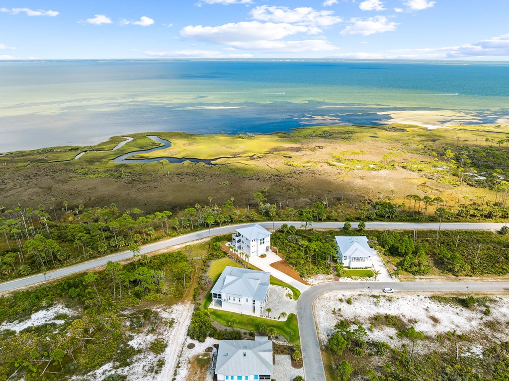 225 Park Point Cir, Port St. Joe 32456