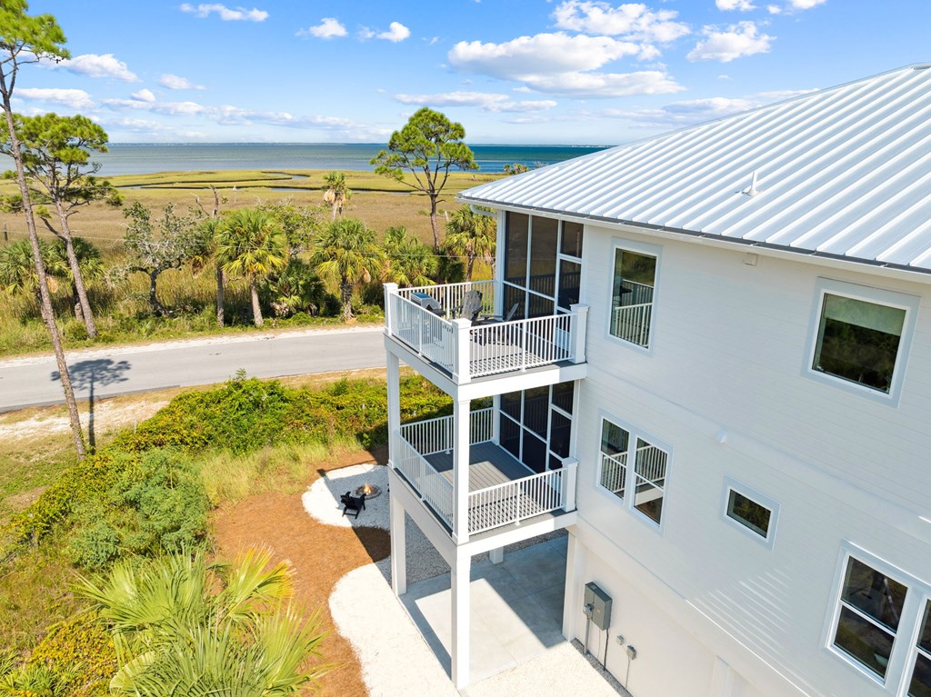 225 Park Point Cir, Port St. Joe 32456