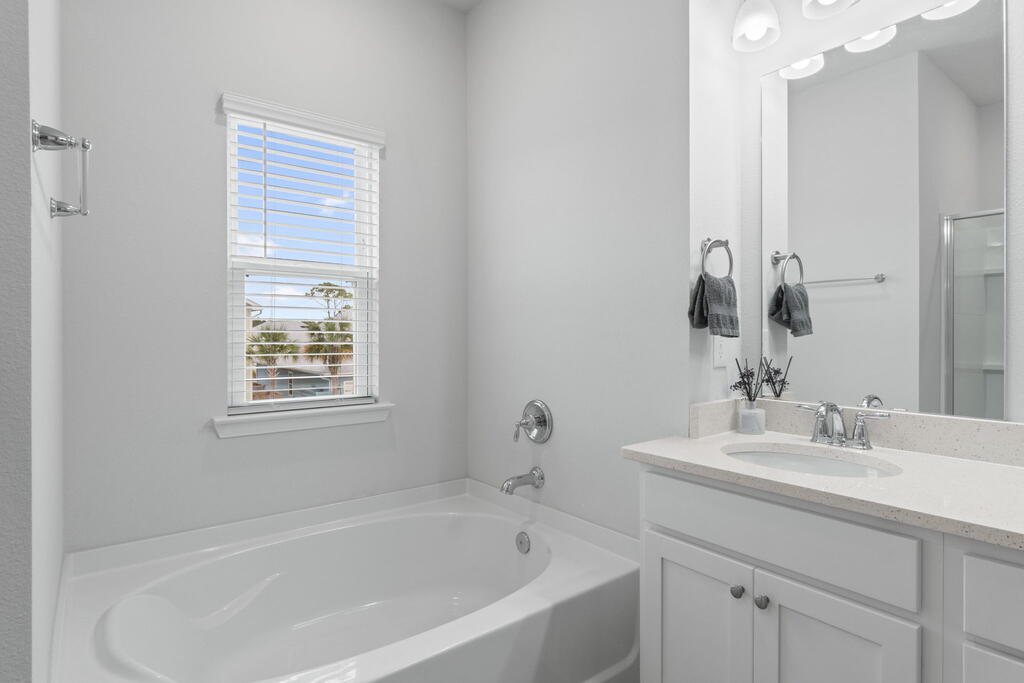 102 Pond Cypress Cv, Port St. Joe 32456