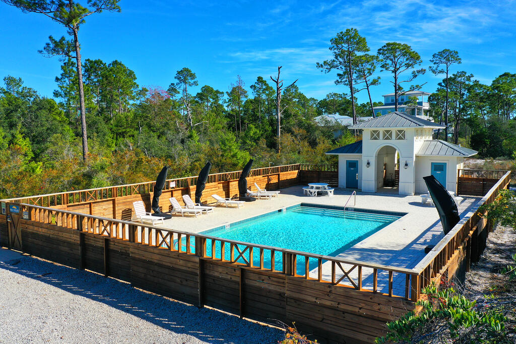 106 Sea Turtle Dr, Port St. Joe 32456