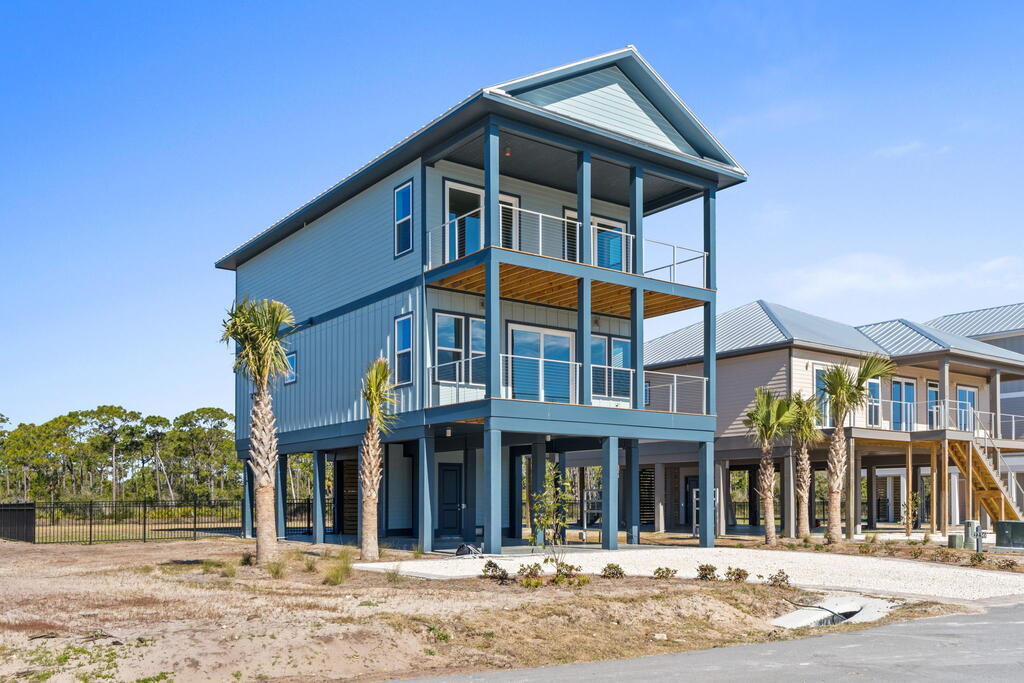 2236 Nella Nook, St. George Island 32328