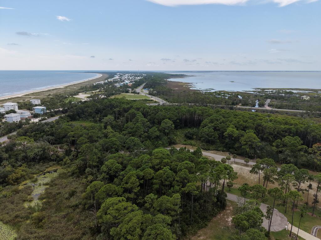 112 Waters Edge Dr, Port St. Joe 32456
