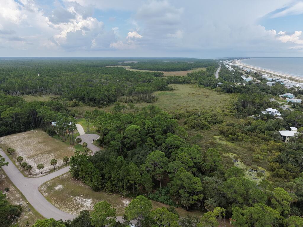 112 Waters Edge Dr, Port St. Joe 32456