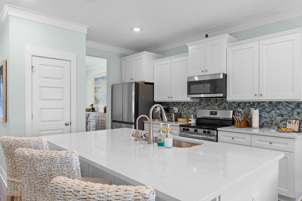 1813 Backwater Rd, Port St. Joe 32456