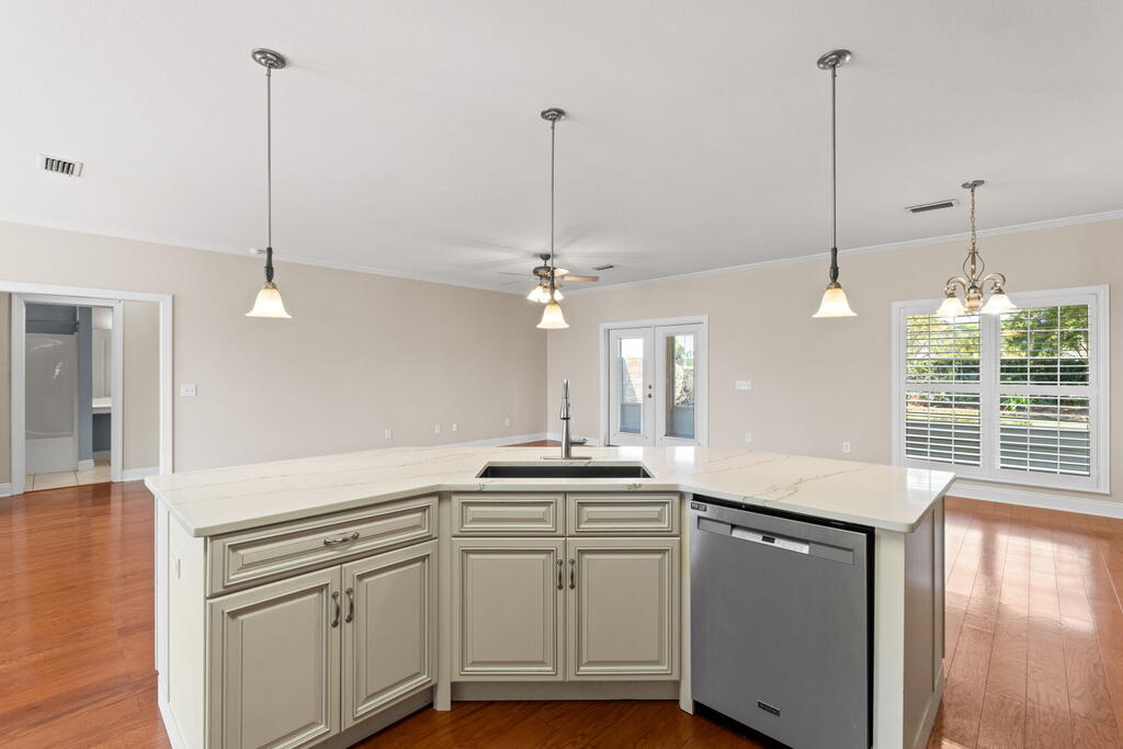 105 White Blossom Trl, Port St. Joe 32456