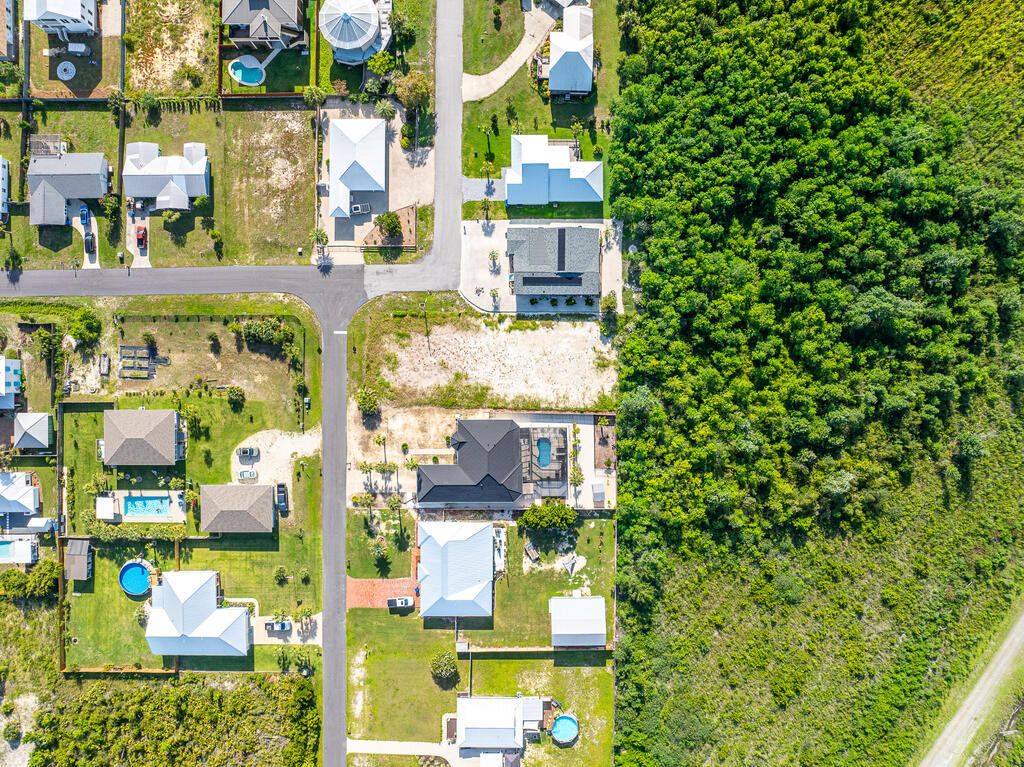 300 Bailey Ln, 32456