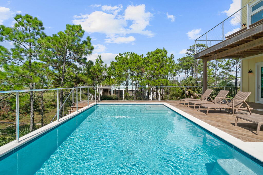 191 Sail Away Dr, Port St. Joe 32456