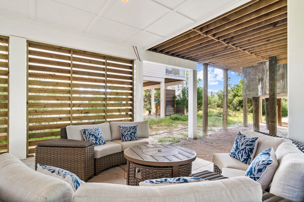 191 Sail Away Dr, Port St. Joe 32456