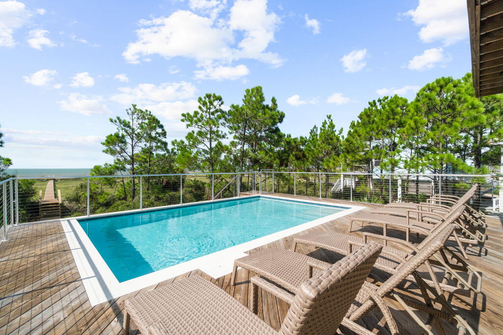 191 Sail Away Dr, Port St. Joe 32456