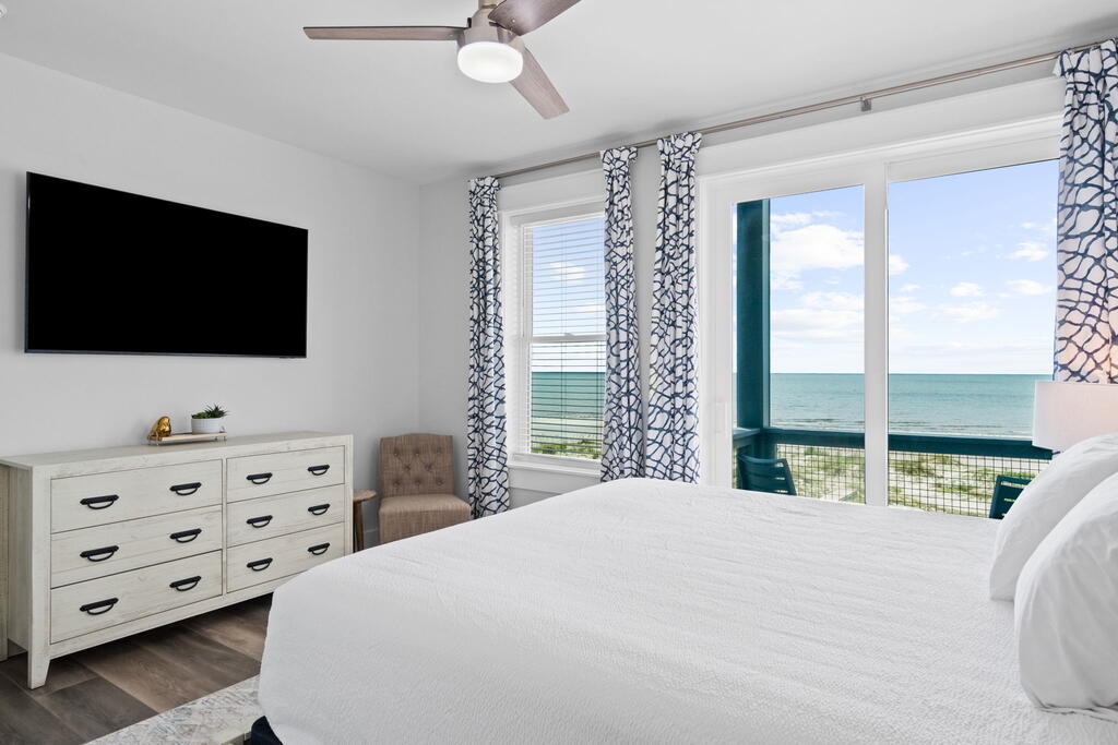 276 Money Bayou Dr, Port St. Joe 32456