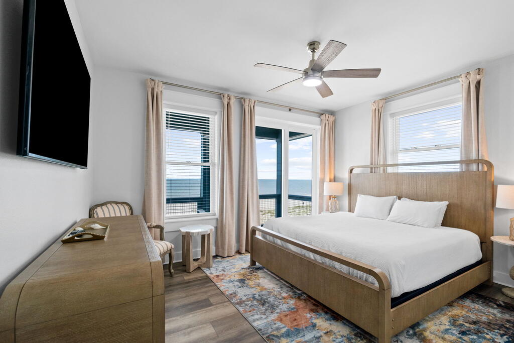 276 Money Bayou Dr, Port St. Joe 32456