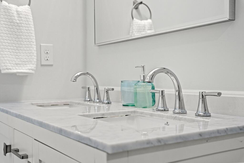 209 7th St, 32456