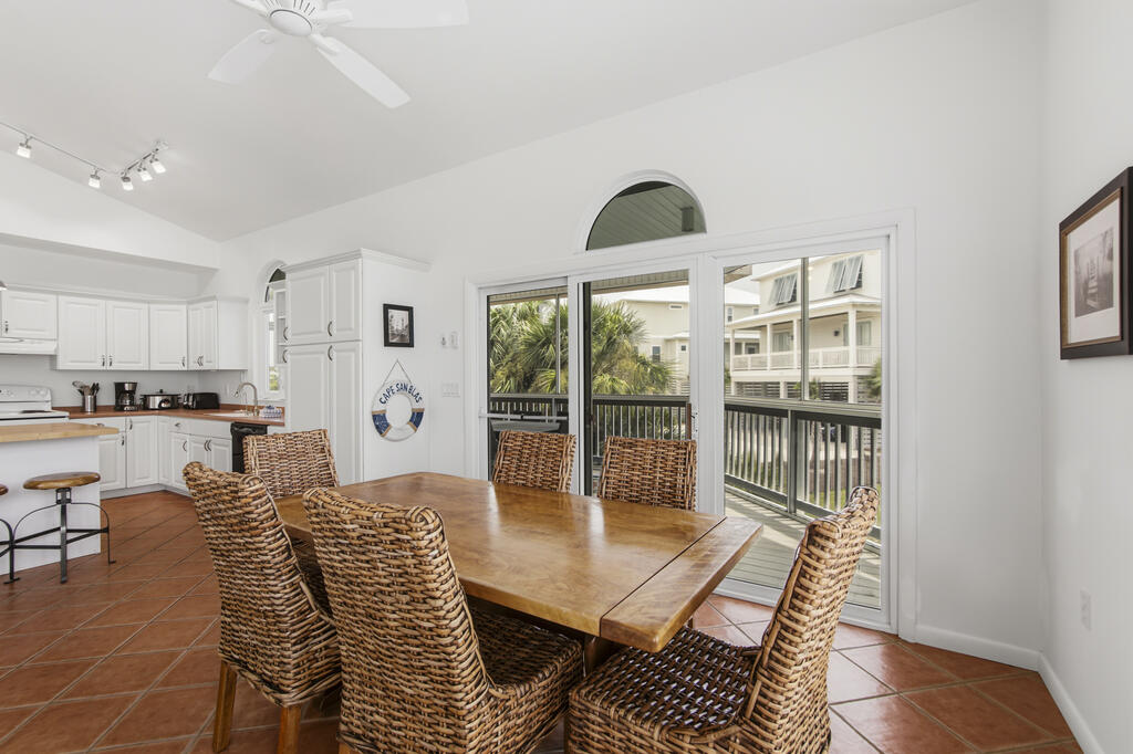 274 Florida Ave, 32456
