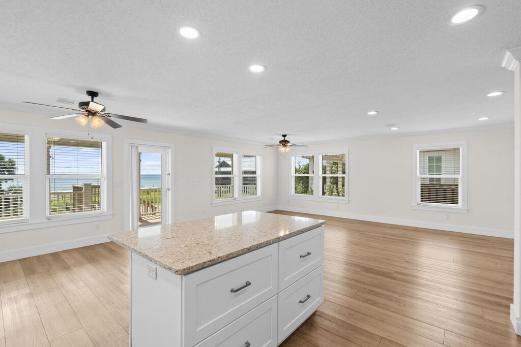 9148 Hwy 98 W, Port St. Joe 32456