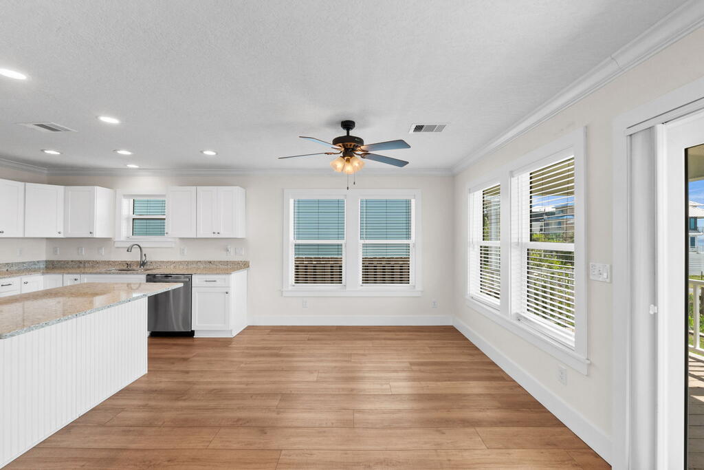 9148 Hwy 98 W, Port St. Joe 32456