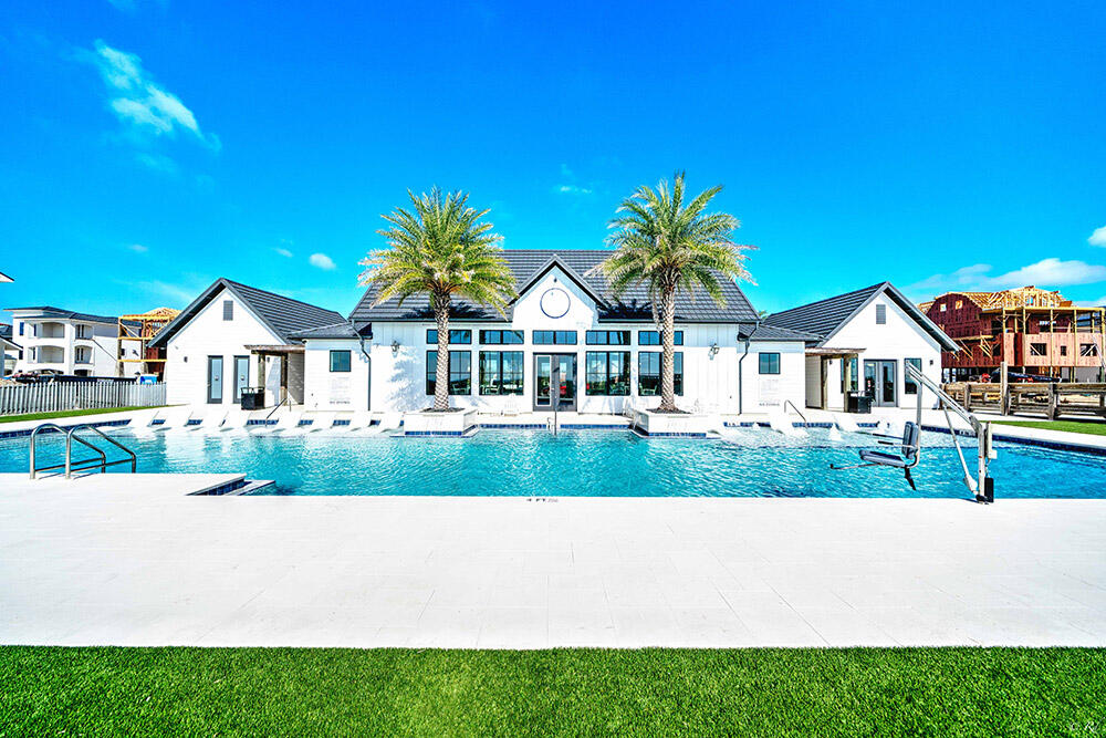 204 Sugar Sand E, 32456