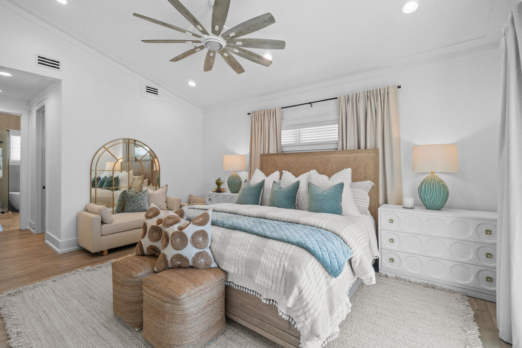 204 Sugar Sand E, 32456
