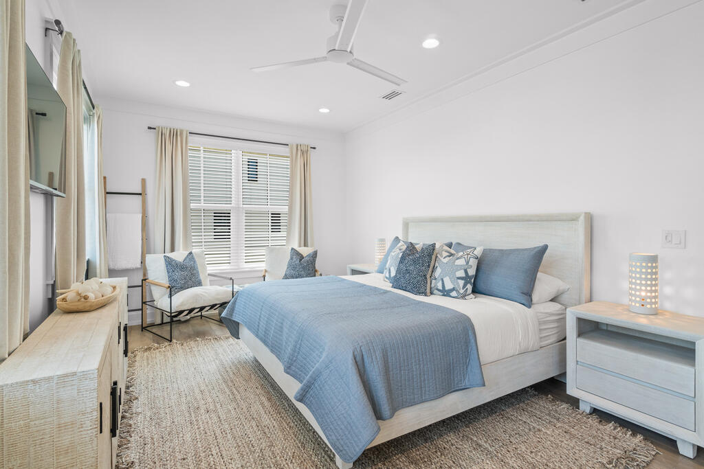 204 Sugar Sand E, 32456