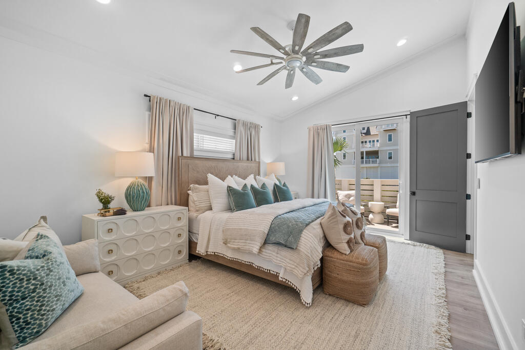 204 Sugar Sand E, 32456