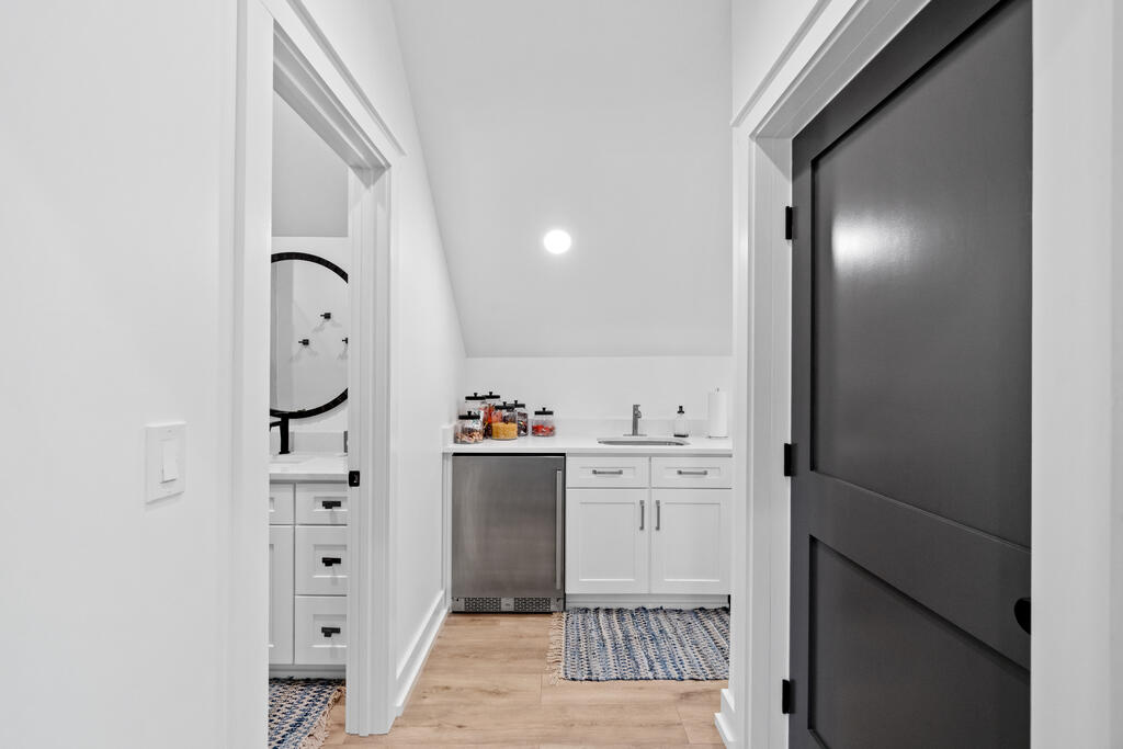 204 Sugar Sand E, 32456