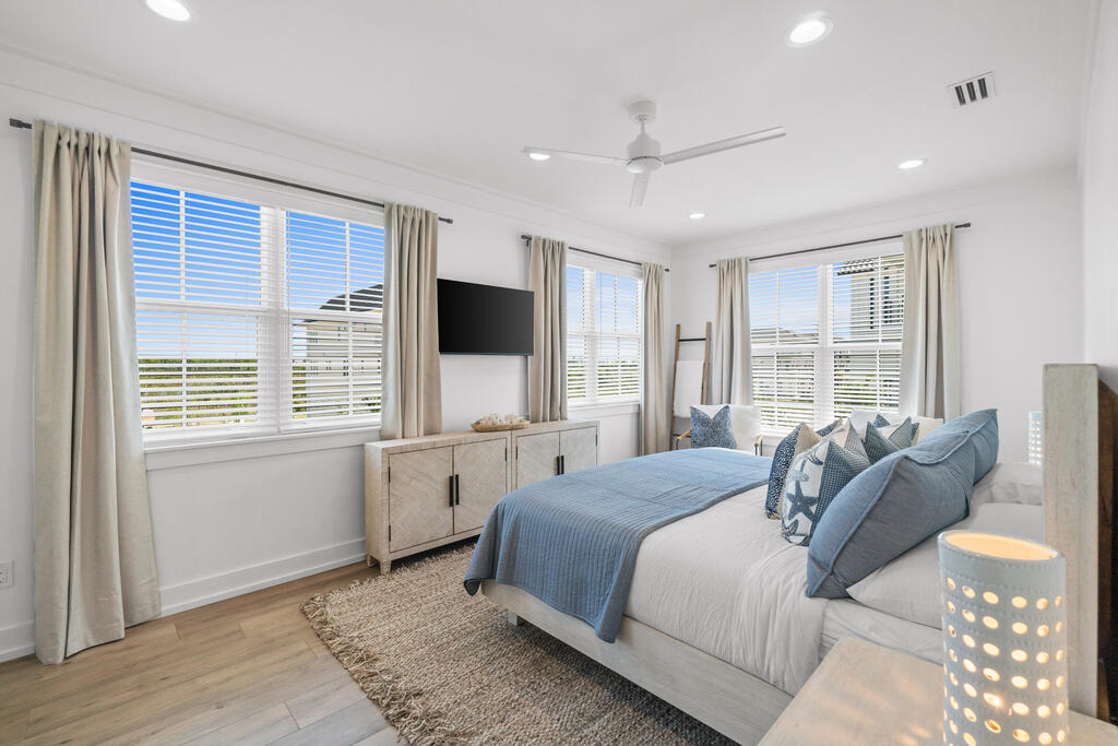 204 Sugar Sand E, 32456