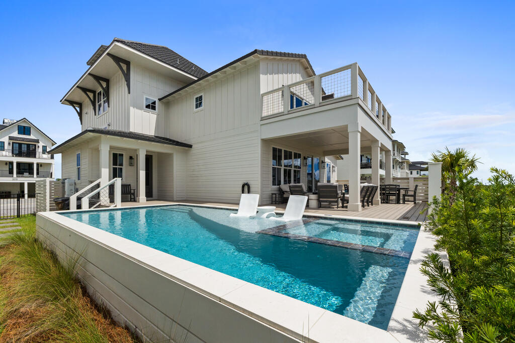 204 Sugar Sand E, 32456