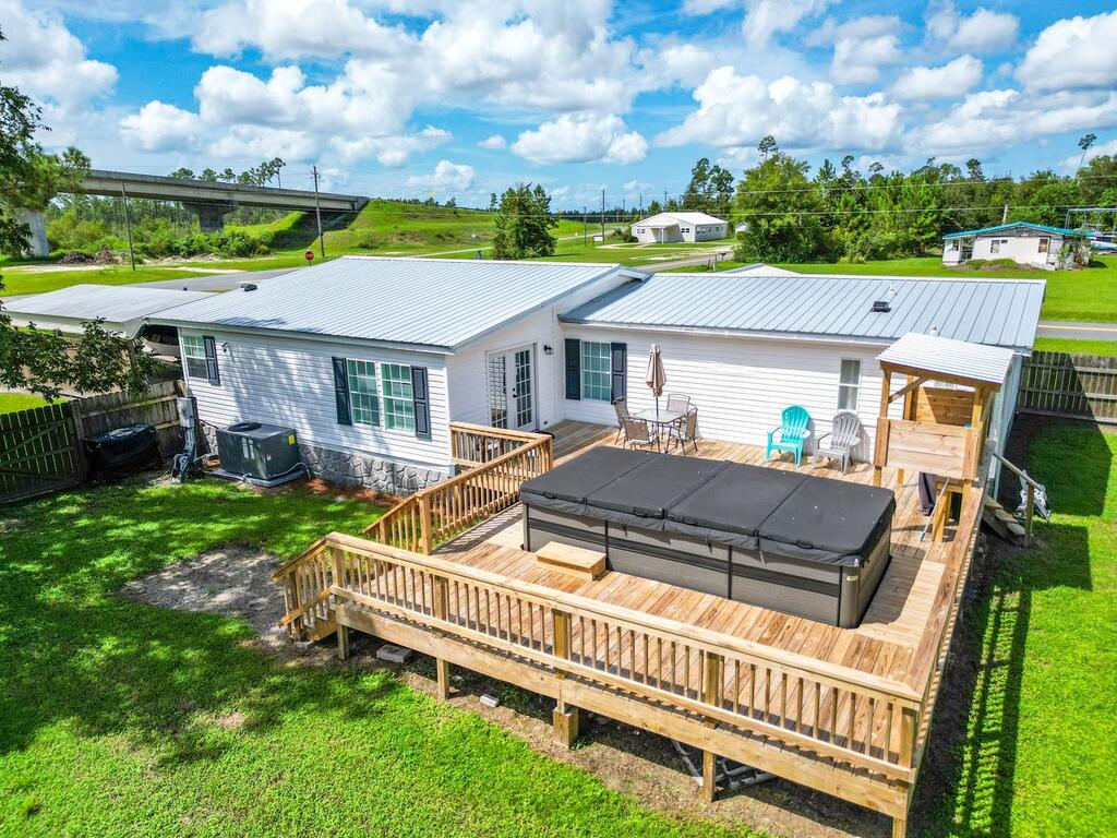 220 N Canal Dr, Port St. Joe 32456