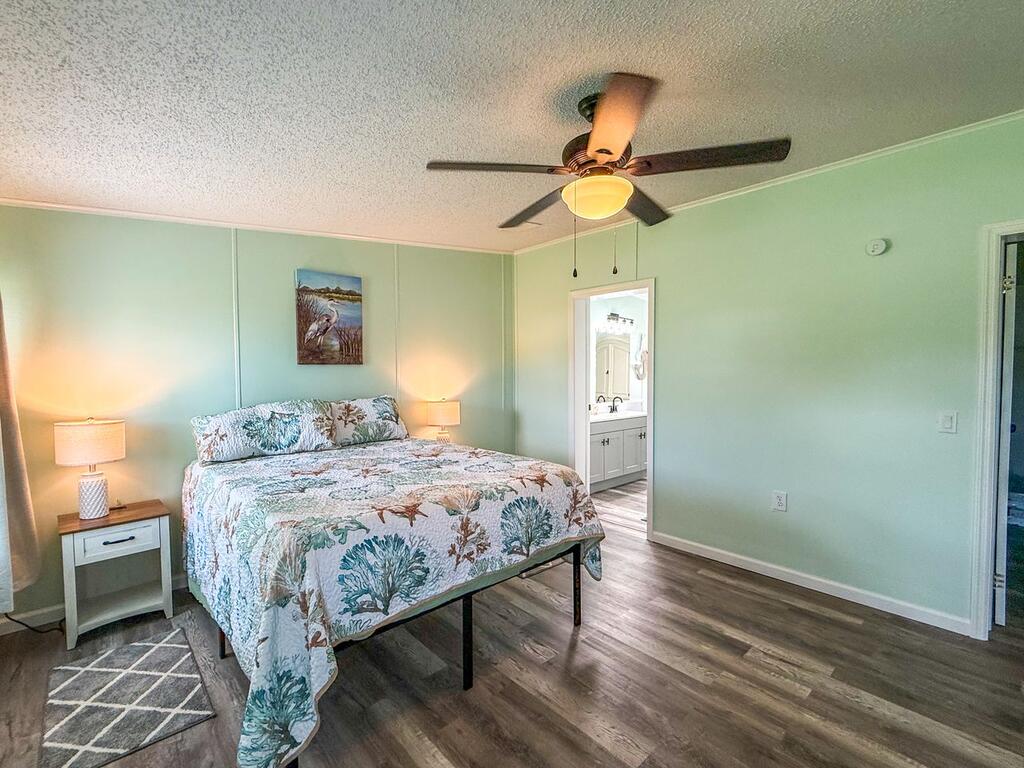 220 N Canal Dr, Port St. Joe 32456