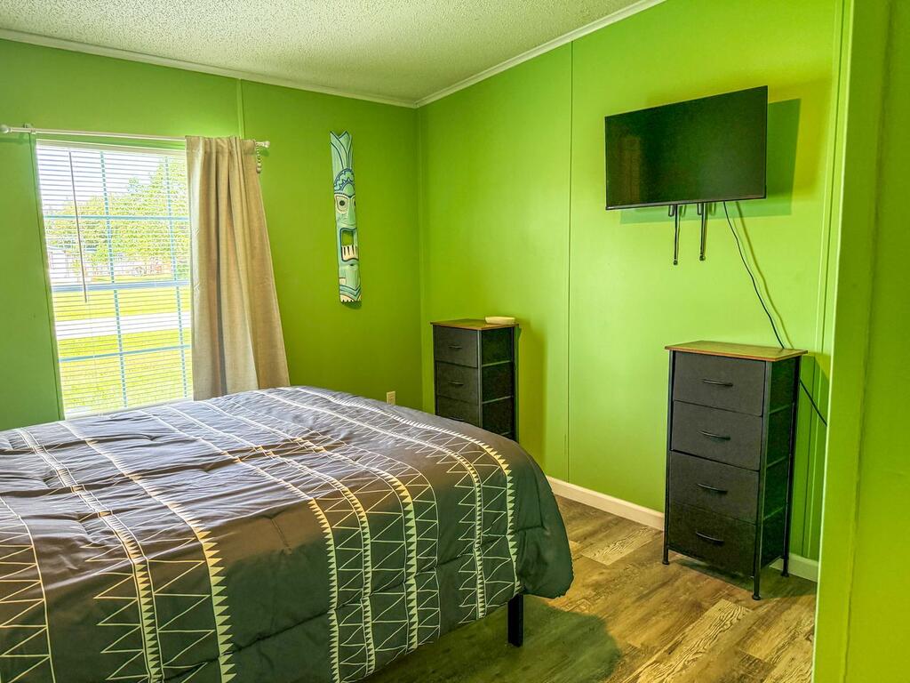 220 N Canal Dr, Port St. Joe 32456