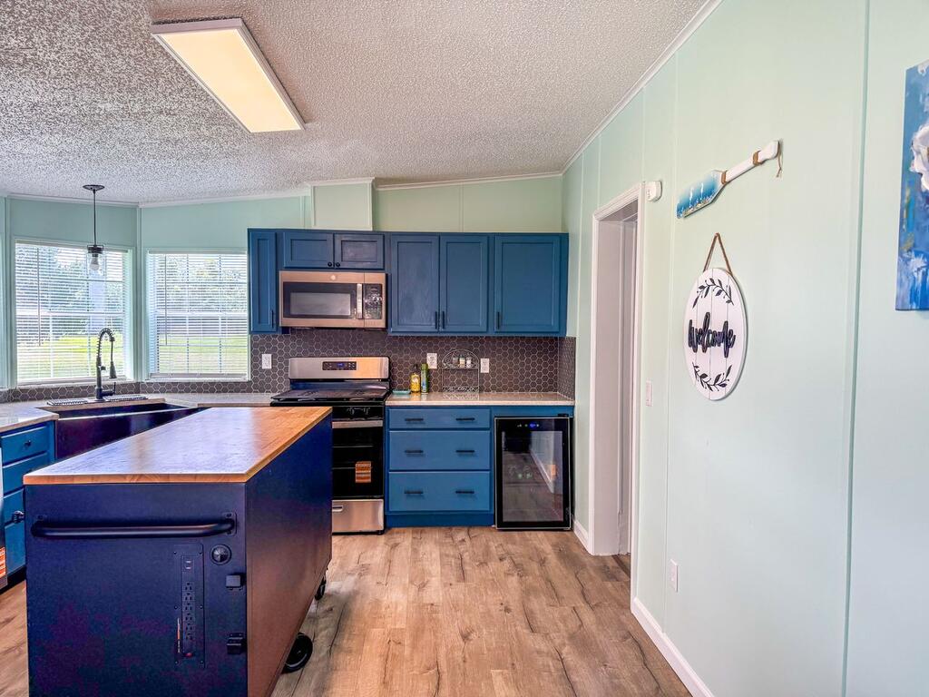 220 N Canal Dr, Port St. Joe 32456