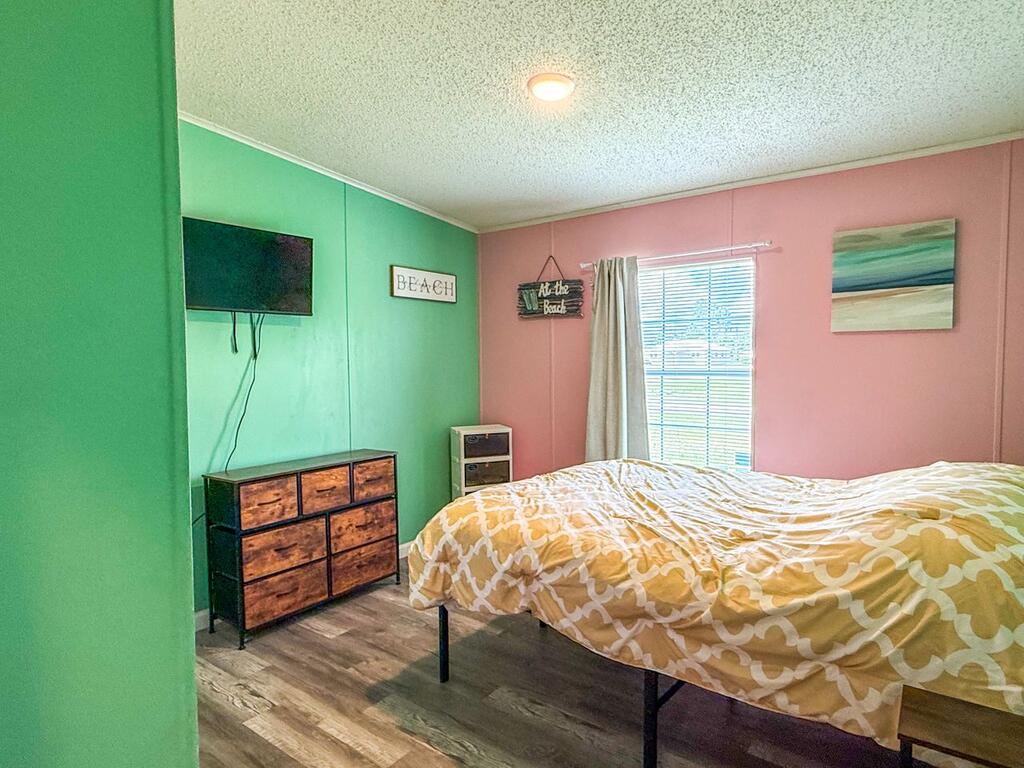 220 N Canal Dr, Port St. Joe 32456