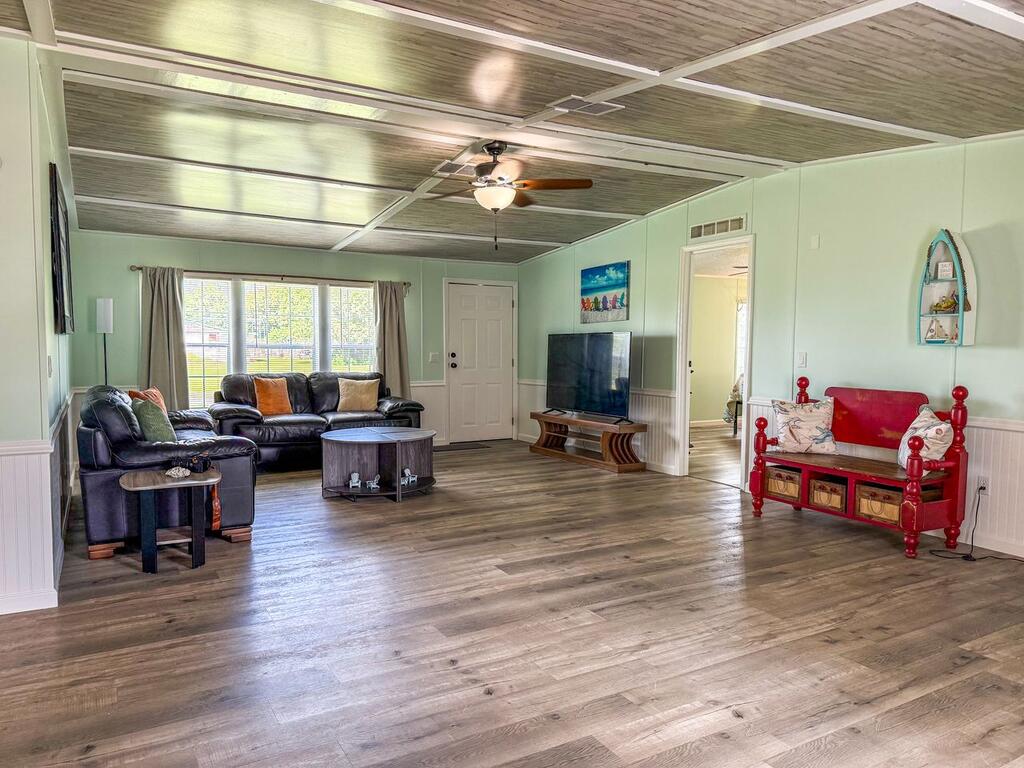 220 N Canal Dr, Port St. Joe 32456