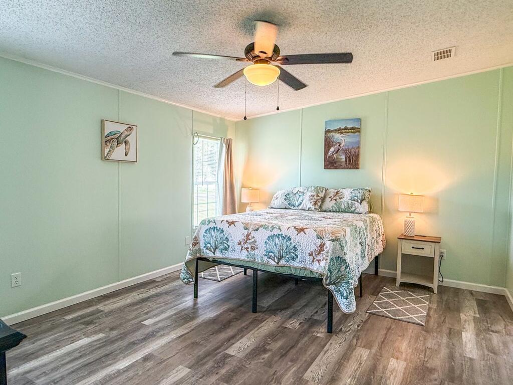 220 N Canal Dr, Port St. Joe 32456