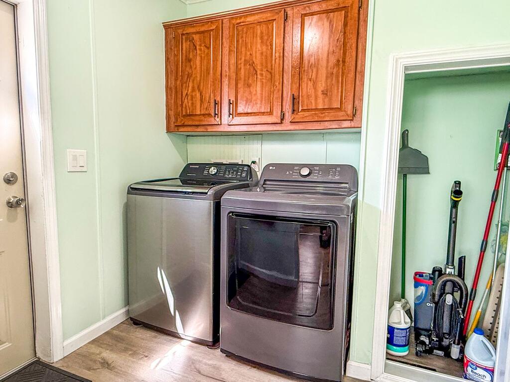 220 N Canal Dr, Port St. Joe 32456