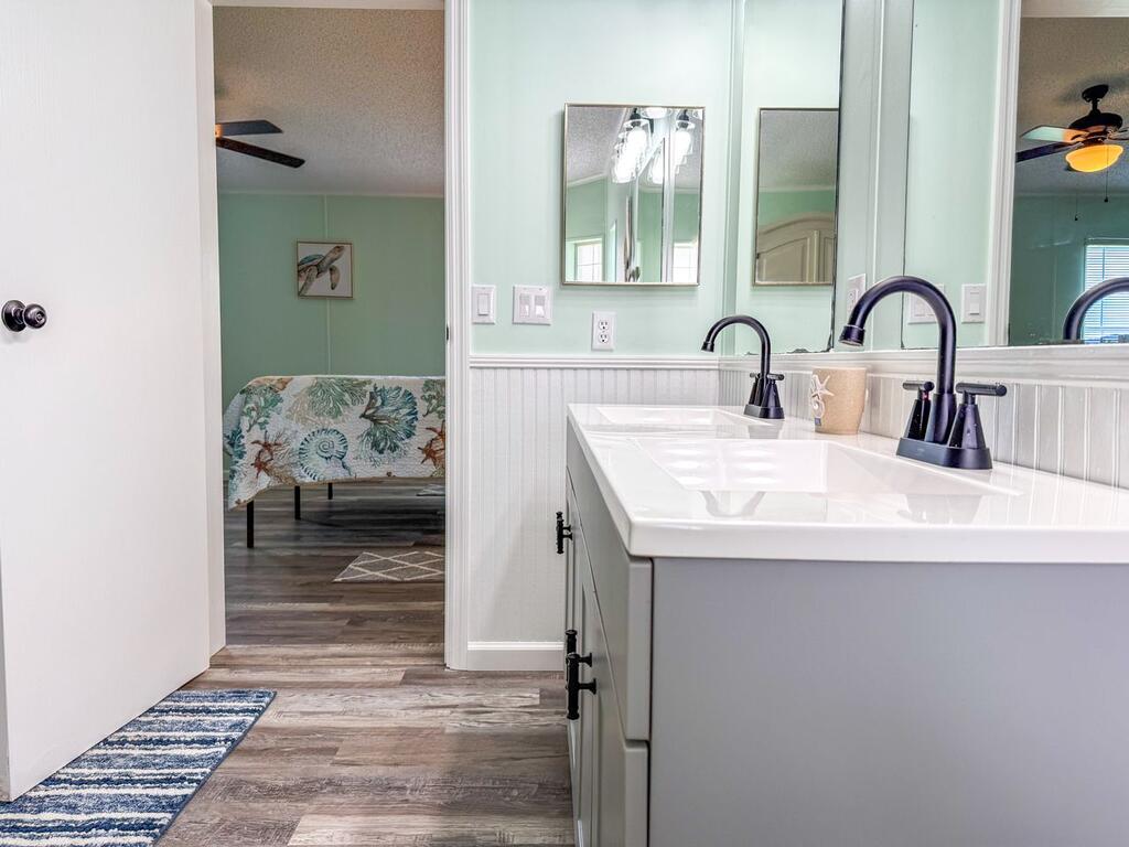 220 N Canal Dr, Port St. Joe 32456