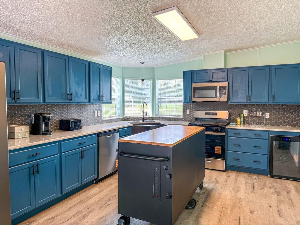 220 N Canal Dr, Port St. Joe 32456