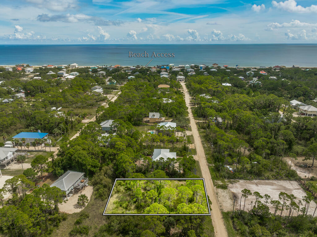 331 Nedley St, St. George Island 32328