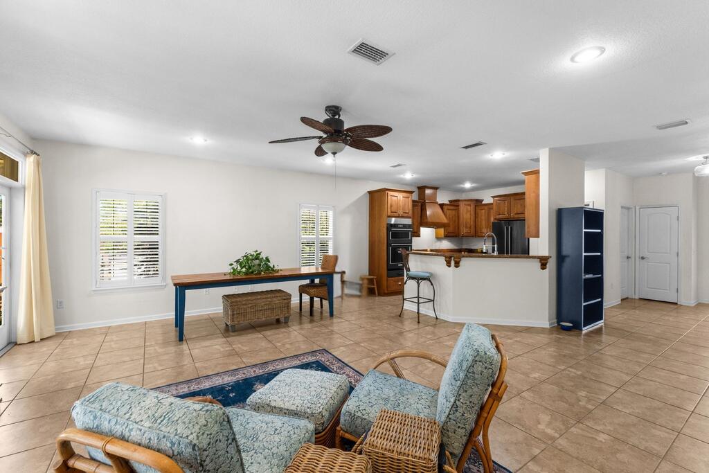 129 Betty Dr, Port St. Joe 32456