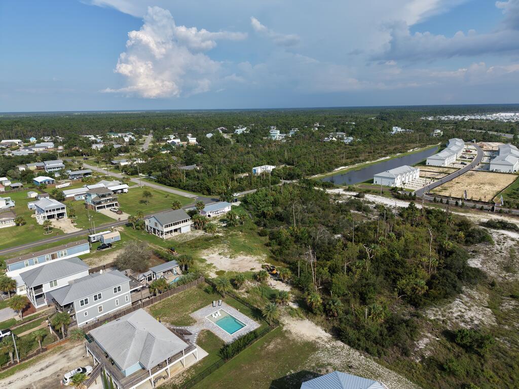 6267 Americus Ave, Port St. Joe 32456