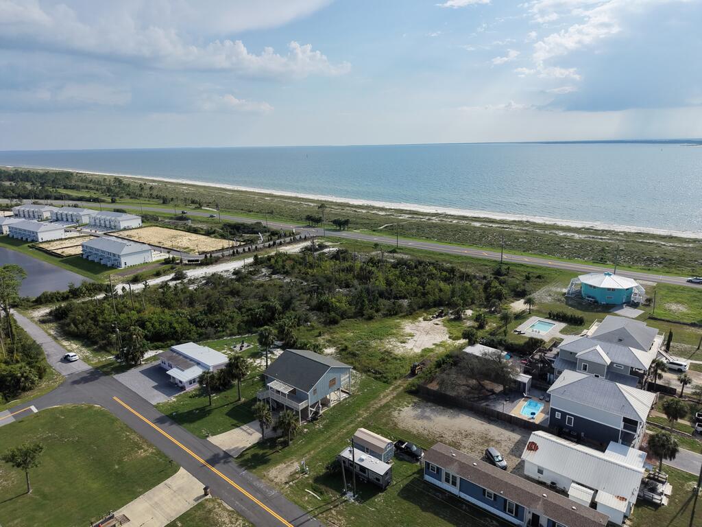 6267 Americus Ave, Port St. Joe 32456