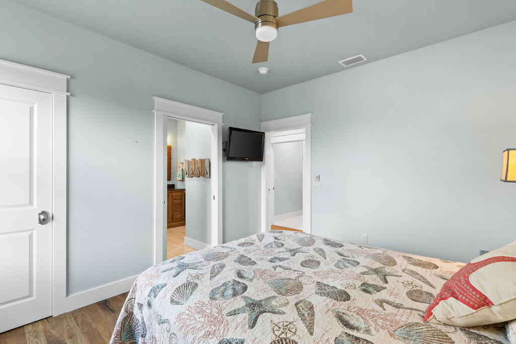 180 Pilot Dr, Port St. Joe 32456
