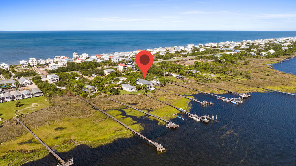 180 Pilot Dr, Port St. Joe 32456