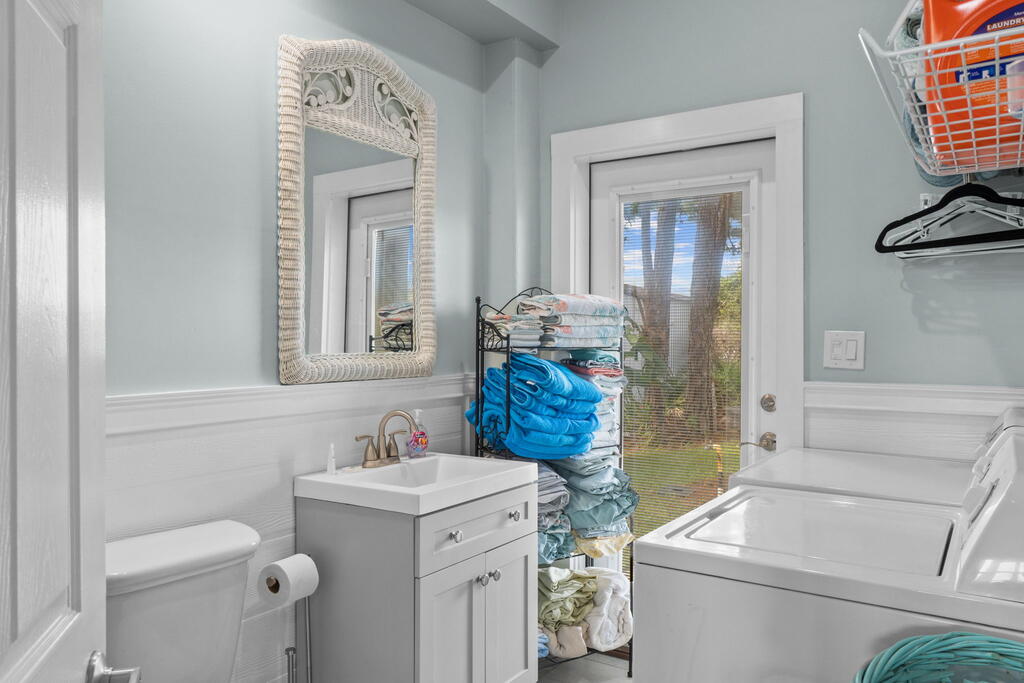 180 Pilot Dr, Port St. Joe 32456