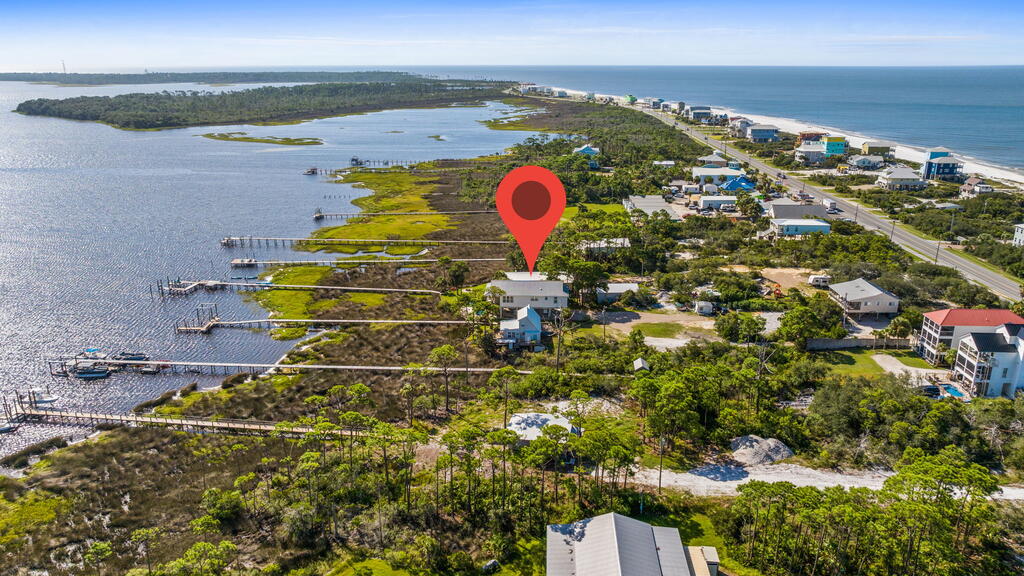180 Pilot Dr, Port St. Joe 32456