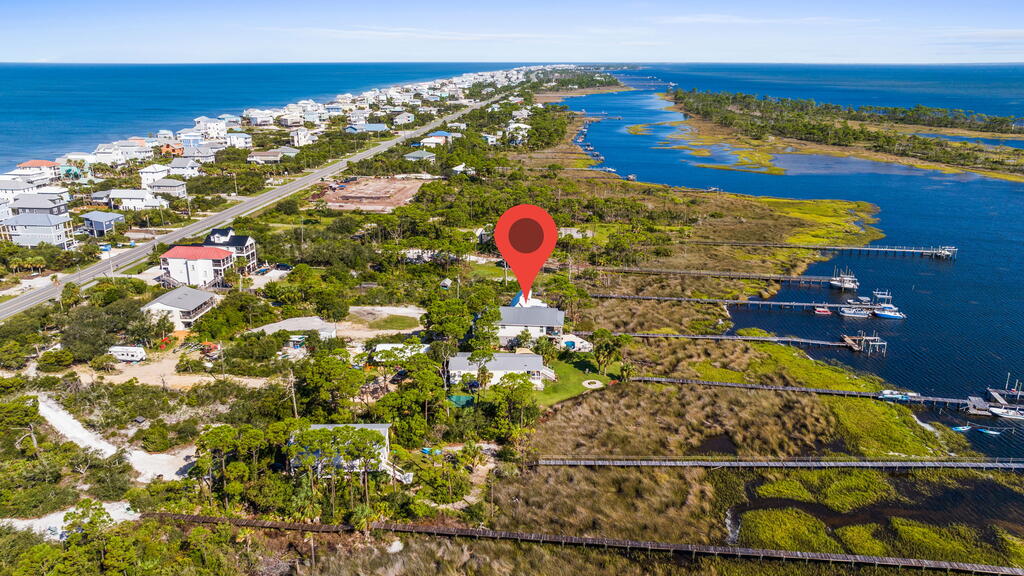 180 Pilot Dr, Port St. Joe 32456